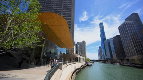 Wide view of Modern futuristic design Apple store in Chicago, electronic Stock Footage 334051277