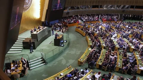 Wide view of UN General Assembly Hall as Trump speaks Stock-Footage 346265154