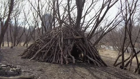 Wigwam along the river trail Stock-Footage 236025265