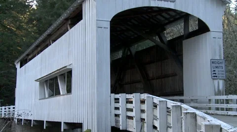 Wild Cat Covered Bridge 動画素材 52706359