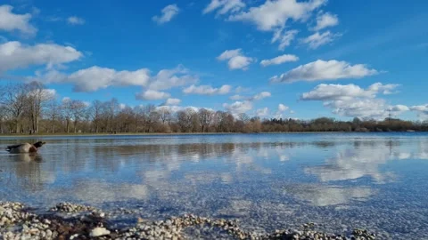 Wild ducks in the lake 스톡 동영상 154599797