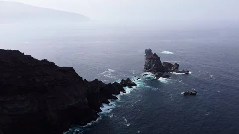 Wild Ocean Cliffs At Outpost Punta And Roques De Salmor In El Hierro, Canaries 스톡 동영상 305671543