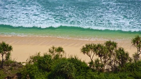 Wild ocean shore upper view Video stock 76892167