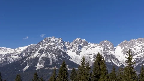Wilder Kaiser Mountain range panning time lapse Видео 125966420