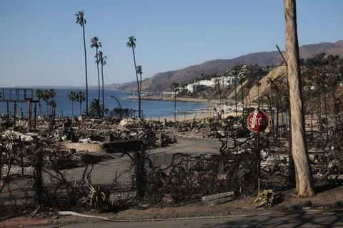 Wildfires continue to rage through Los Angeles area, USA - 13 Jan 2025 Stock Photos