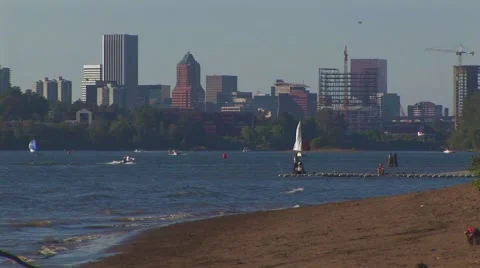 Willamette river with speedboats Stock Footage 61893934