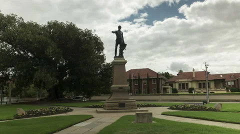 William Light Statue Adelaide moving time-lapse loopable Vidéo 61476982
