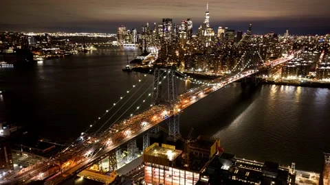 WILLIAMSBURG BRIDGE DRONE HYPERLAPSE Stockbeeldmateriaal 237184034