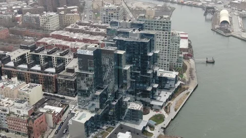 Williamsburg, Brooklyn during Coronavirus Outbreak (March, 2020) Video stock 127399081