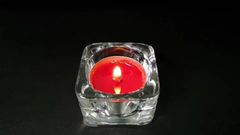 The wind blow a red candle out 스톡 동영상 131419106