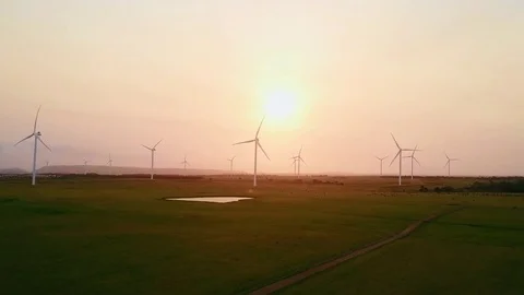 Wind farm at sunset 스톡 동영상 71611238