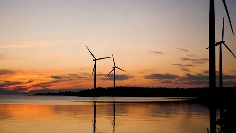 Wind farm, time lapse of four wind turbines spinning in the wind 스톡 동영상 117351677