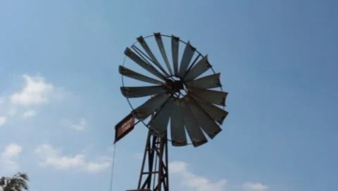 Wind Mill 4, Front angle Video stock 7717137