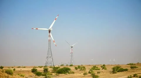 Wind power generators. indian desert Vídeos de archivo 20470865