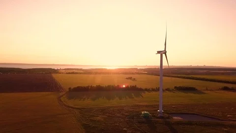 Wind power generators at sunset 스톡 동영상 94709500