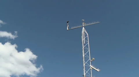 Wind Sensor Measures Breezes of Sunny Summer Day 스톡 동영상 54713235
