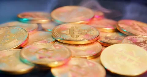 Wind Smoke Bitcoin Coins 動画素材 273490637
