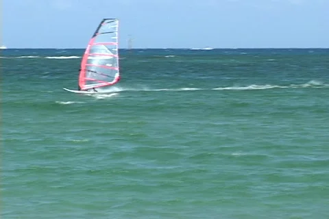 Wind surfer making a turn 스톡 동영상 75326