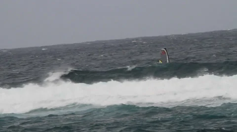 Wind Surfing in Maui Video stock 28117388