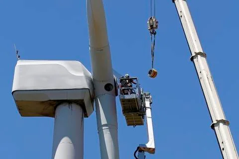 Wind turbine being repaired Stock Photos