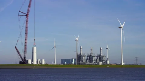 Wind turbine construction Stock Footage 164520912