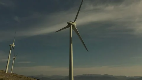 Wind Turbine Farm clean renewable energy green power hybrid aerial footage Vidéo 346485182