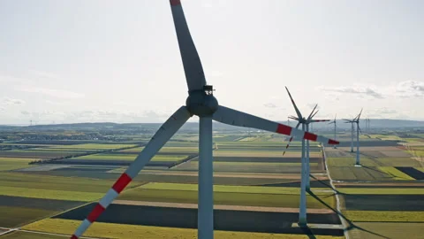 Wind turbine farm on fields 스톡 동영상 140634288
