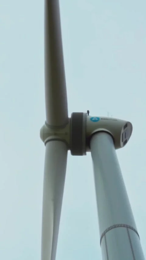 Wind turbine 스톡 동영상 244053153