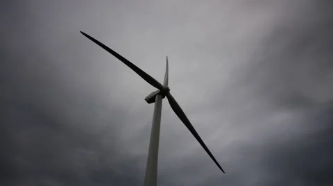 Wind Turbine Low Wide Angle Time Lapse 動画素材 43402221