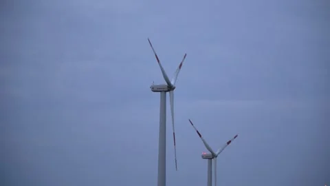 Wind Turbine Showcasing Modern Technology In Harmony With Nature Vidéo 296778891