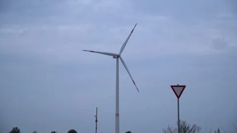 Wind Turbine Showcasing Modern Technology In Harmony With Nature Vidéo 296778898