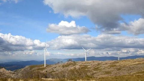Wind Turbine, static shoot at the wind turbines in a natural park Stock-Footage 127542062
