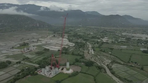 Wind Turbine Tower Construction To Generate Renewable Energy Stockbeeldmateriaal 153229635