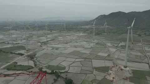 Wind Turbine Tower Construction To Generate Renewable Energy Stockbeeldmateriaal 153229841