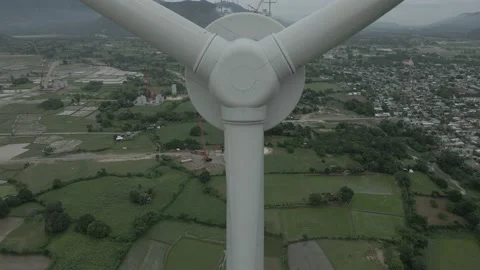Wind Turbine Tower Construction To Generate Renewable Energy Stockbeeldmateriaal 153231479