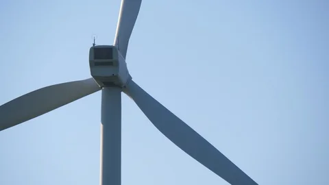 Wind Turbine turning into the wind 스톡 동영상 129641419