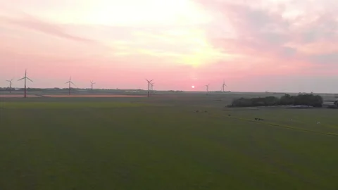 Wind turbines 1 動画素材 139223744