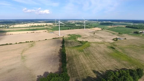 Wind Turbines (4) Video stock 104939622
