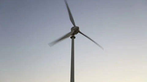 Wind turbines generating clean power Видео 26978685