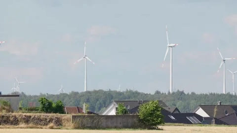 Wind Turbines Long Pan Shot Slow Motion 库存影片 346642305