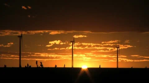 Wind Turbines at Sunset Vídeos de archivo 12589922