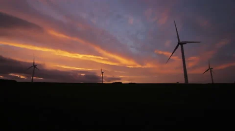 Wind Turbines at Sunset in Slow Motion 스톡 동영상 43549218
