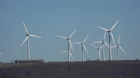 Wind turbines. Wind energy efficiency and electric power environment view Vidéo 172058969