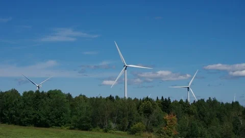 Wind turbines on a wind farm Video stock 115558107