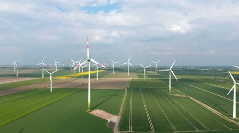 Wind turbines, wind park Stockbeeldmateriaal 63379590