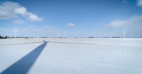 Wind Turbines in Winter Video stock 128302036