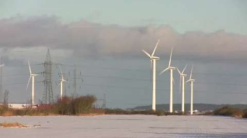 Wind turbines in wintertime Video stock 628837