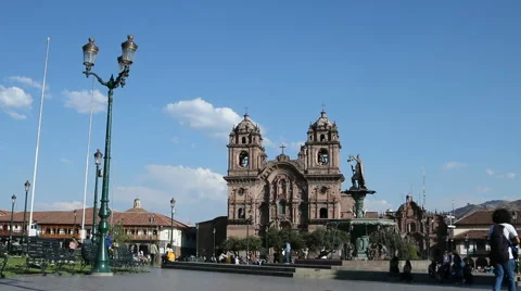 Winde-angle view of Plaza de Armas in Cusco, Peru Stock Footage 60209133