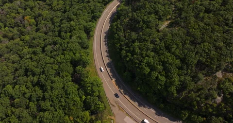 Winding 9W Highway in Hudson Valley New York Stock Footage 346454924