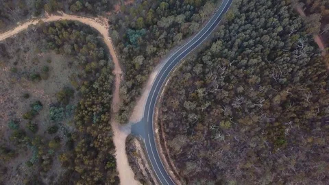 Winding Mountain Road at Dusk 動画素材 88840769
